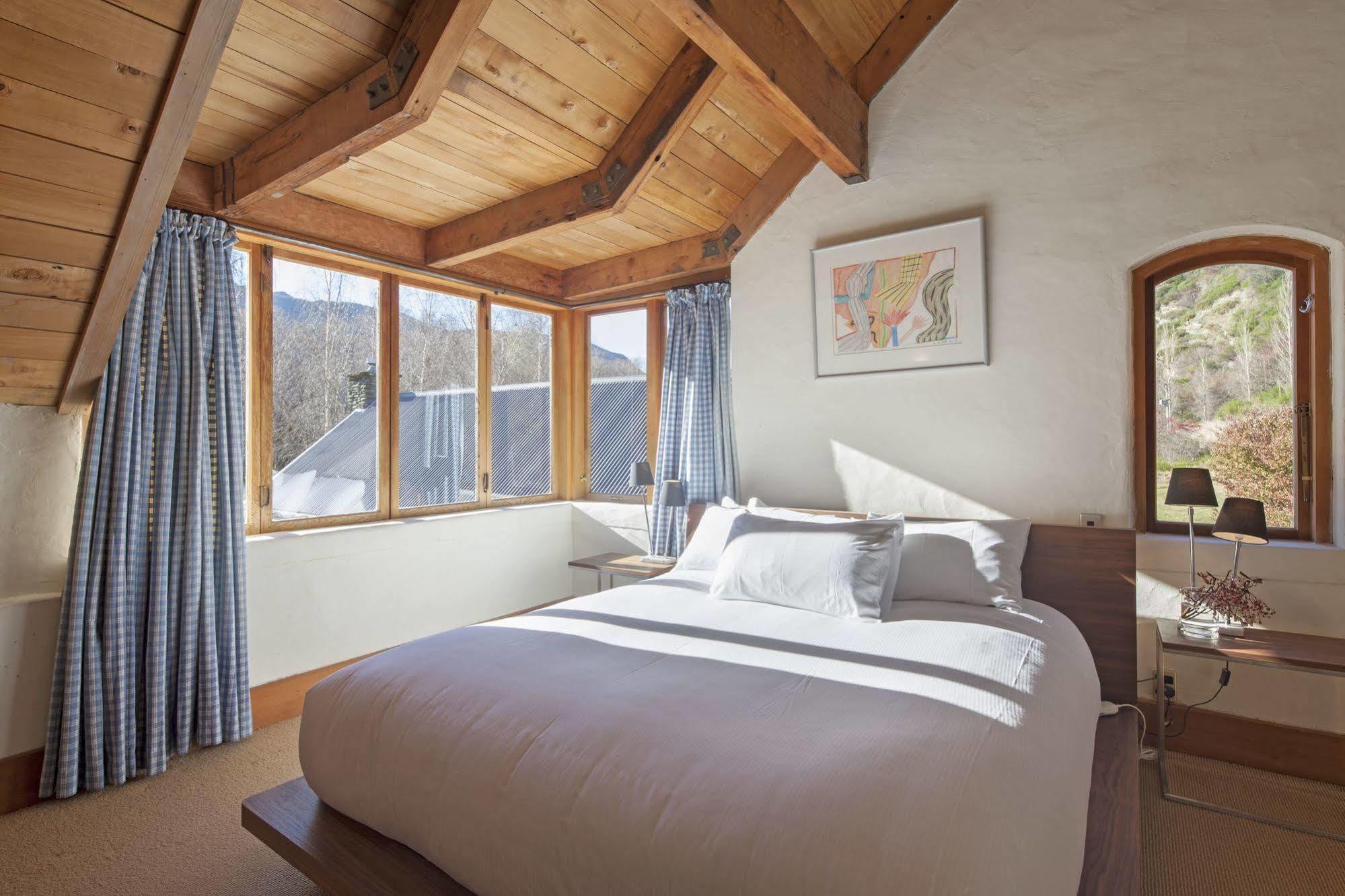 Wharenui Holiday Home By Majordomo Arrowtown Esterno foto